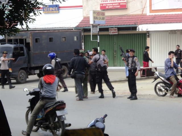 Victor Yeimo's arrest on December 1 (Photo: West Papua Media/KNPB)